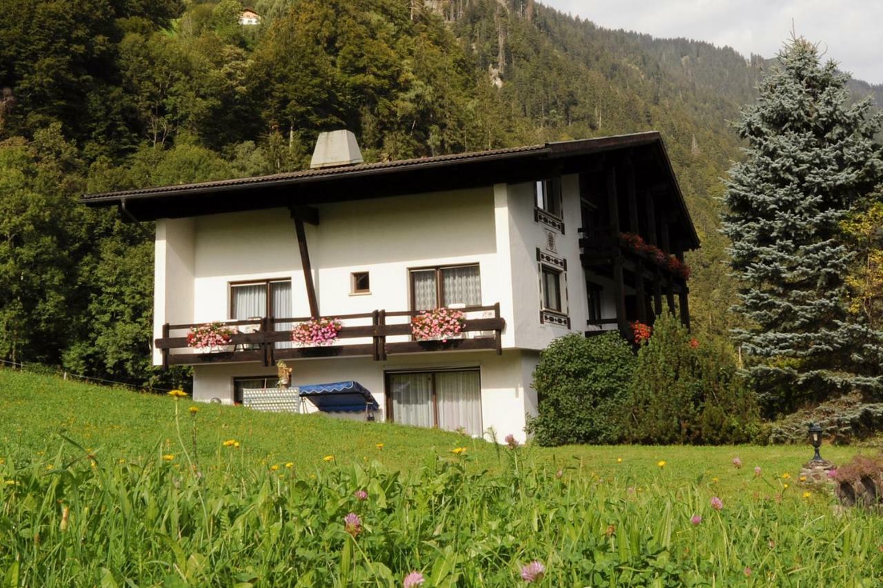 Bed and Breakfast Haus Karin à Sankt Gallenkirch Extérieur photo